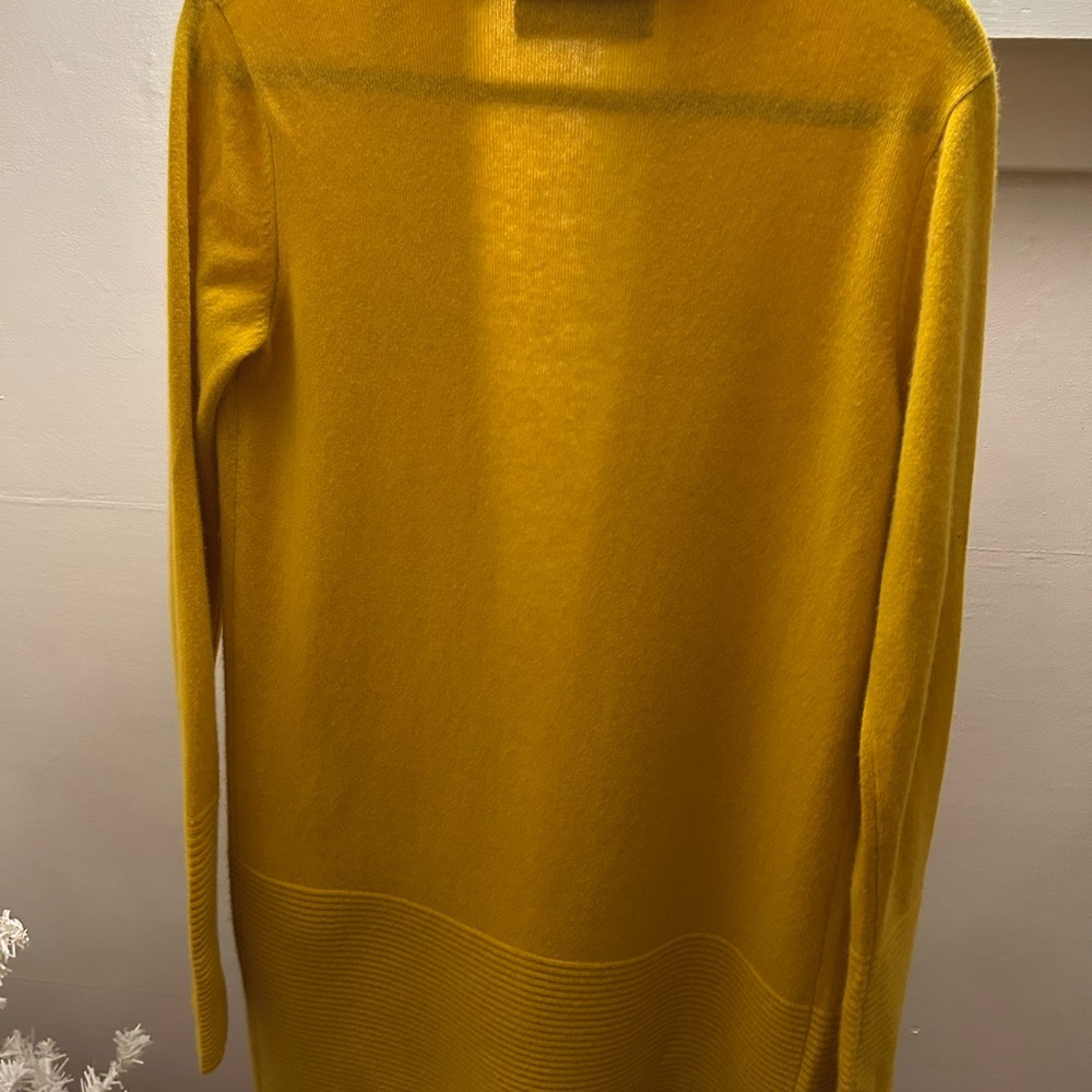 Black goat mustard Cashmere cardi